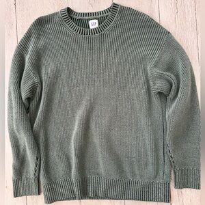 GAP Men's Olive Crewneck Sweater